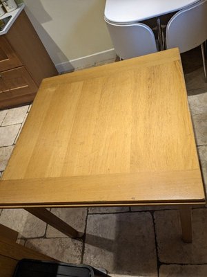 Photo of free Extendable table (Fritwell OX27)