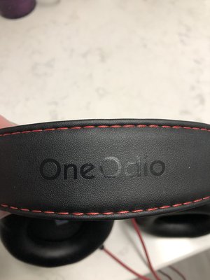 Photo of free wired headphones (Odenton, Piney Orchard)