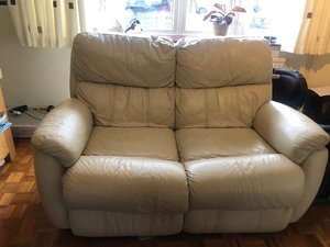 Photo of free 3 and 2 seater electric leather sofa ! (Chelmsford CM1)