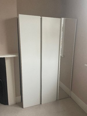 Photo of free White Freestanding Wardrobe with Mirror (Balham SW12)