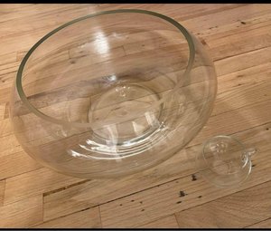 Photo of free Punch bowl w/glasses (Nutley)