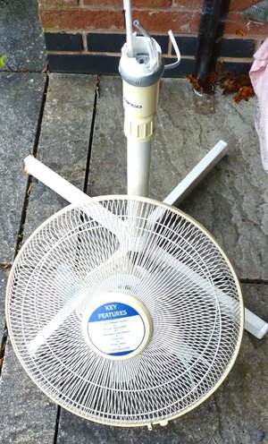 Photo of free Large osculating fan with broken stand (Barnacle CV7)