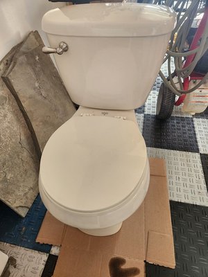 Photo of free toilet (port ewen, ny)