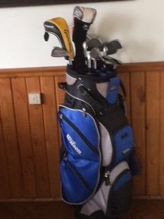 Photo of free set of golf clubs (Queen St E and Victoria Park)