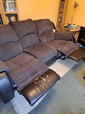 Photo of free 3 Seater Recliner Sofa (Harefield SO18)