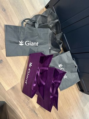 Photo of free Giant bags (20001)