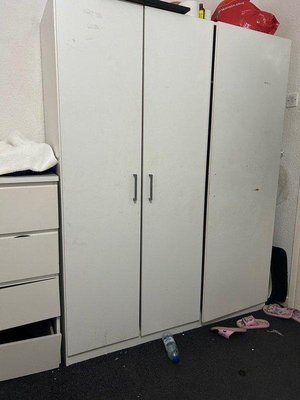 Photo of free Wardrobe and chest of drawers (Kensington Liverpool)