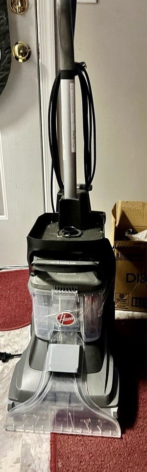 Photo of free xl hoover carpet cleaner (North Side Staunton)