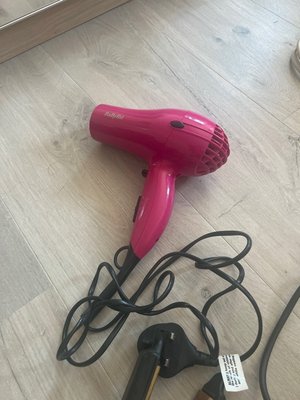 Photo of free Babyliss pink hair dryer (Fulham (Fulham (SW10))
