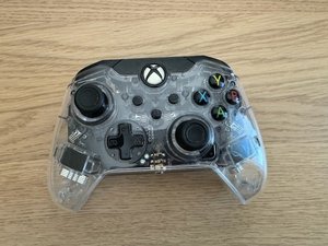 Photo of free Xbox controller (Alameda East End)