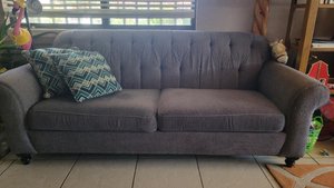 Photo of free Couch (Rio Grande and Indian School)