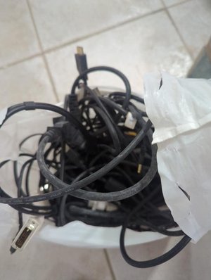 Photo of free Wires (02135)