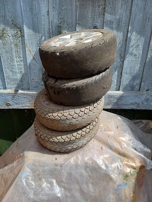 Photo of free Tyres and hub's off mobilty (Heage)