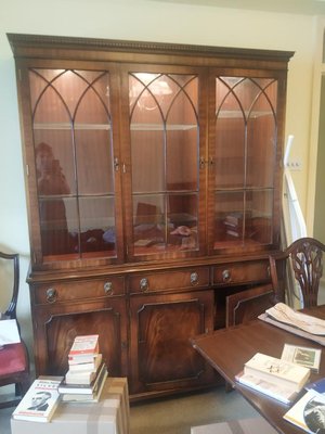Photo of free glass cabinet (N3)