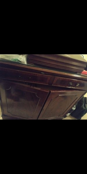 Photo of free mahogany dresser (N3)
