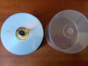 Photo of free 40 x Recordable DVD+R (Chertsey KT16)
