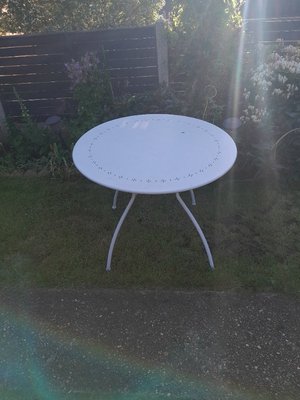 Photo of free Garden Table (Tilbury RM18)
