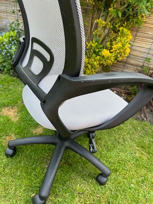 Photo of free Desk chair (Rainhill)