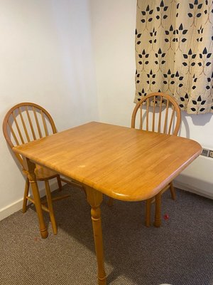 Photo of free Dining table and chair (Radford NG7)