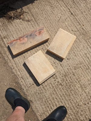 Photo of free sandstone (Beckley OX3)