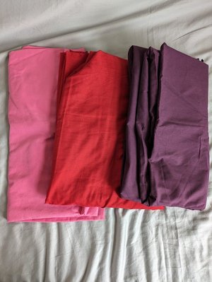 Photo of free Single fitted bed sheets (Thamesmead South)