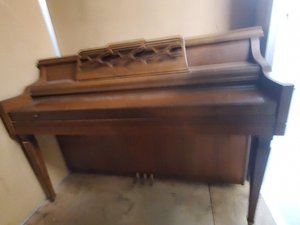 Photo of free Kimball piano and bench (South San Francisco)
