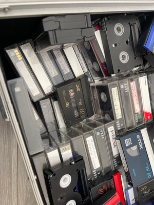 Photo of free DV tapes 100’s (SW2)