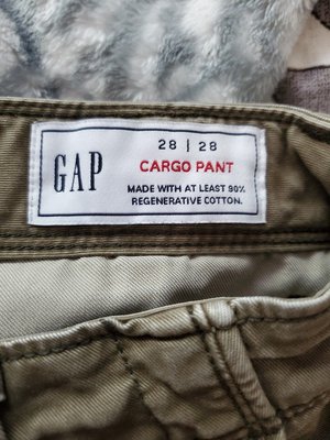 Photo of free Men's 28x28 Gap cargo pants (Near Rockridge BART)