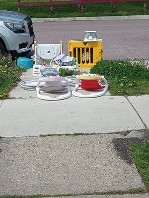 Photo of free Baby furniture (408 3rd Ave SE waseca)