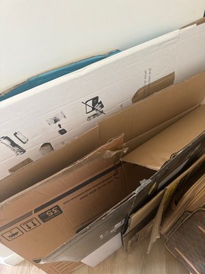 Photo of free Cardboard box (DA16)