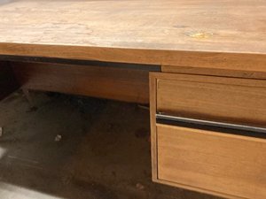 Photo of free large solid wood desk with return (West San Jose)