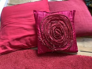 Photo of free 3 red cushions (Harrogate HG1)
