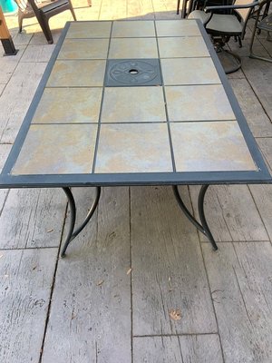 Photo of free Patio table and chairs (Naperville IL)