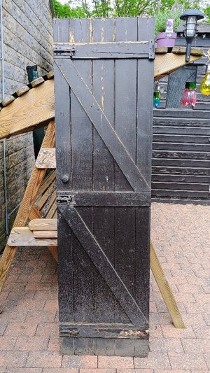 Photo of free solid old garden gate (Stanningley LS28)