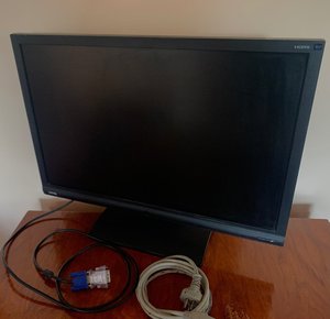 Photo of free computer monitor (Bateau bay)