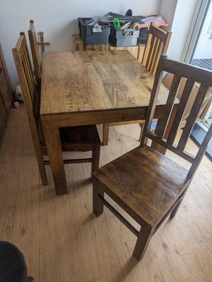 Photo of free Table and 4 chairs (Westcliff in sea SS0)