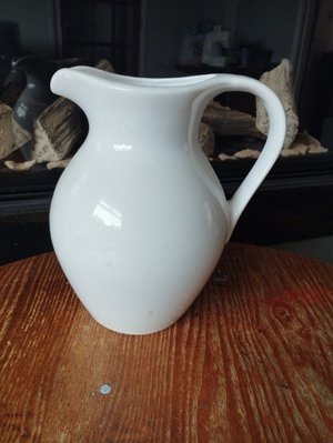 Photo of free White vase (Prenton CH43)