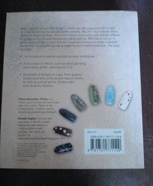 Photo of free nail art book (Twyford RG10)