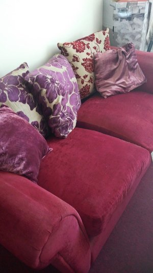 Photo of free 2 seater sofa (Ipswich)