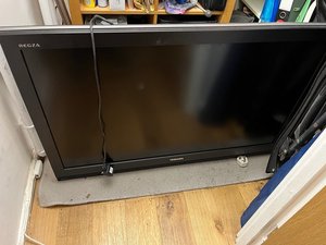 Photo of free 42 inch TV (London Fields E8)