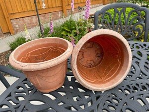 Photo of free 2 Plastic Patio Pots (Taunton TA1)