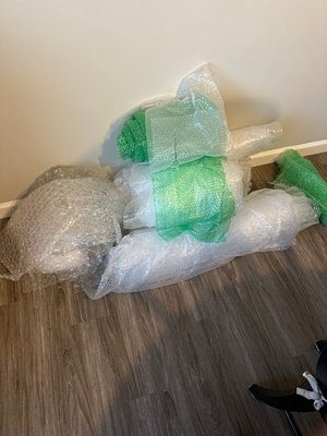 Photo of free Moving boxes and bubble wrap (Simpsonville)