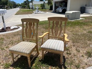 Photo of free various furniture (75th Terrace East)