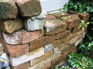 Photo of free Yet more bricks (Malvern WR14)