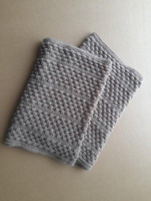 Photo of free Snood/wrap (Nelson BB9)