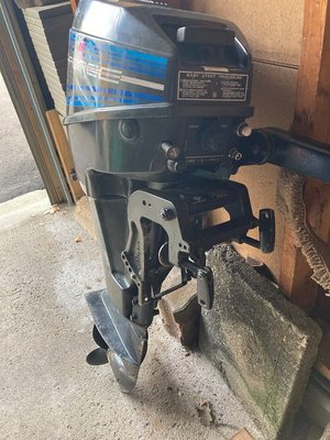 Photo of free Outboard motor for parts (Erin Mills)