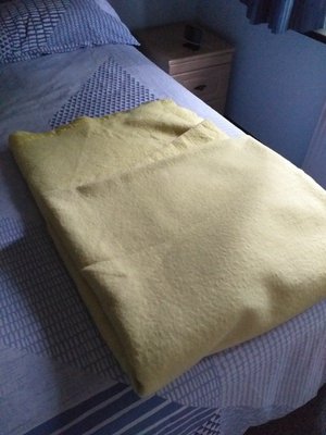 Photo of free double blanket (Hadleigh SS7)