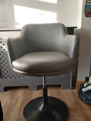 Photo of free Swivel chair (Hawk Green SK6)