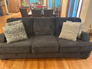 Photo of free Living room (Sugar grove)