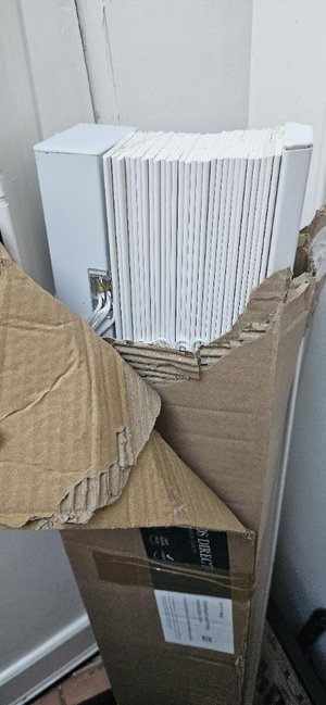Photo of free wooden style blinds (SW14)